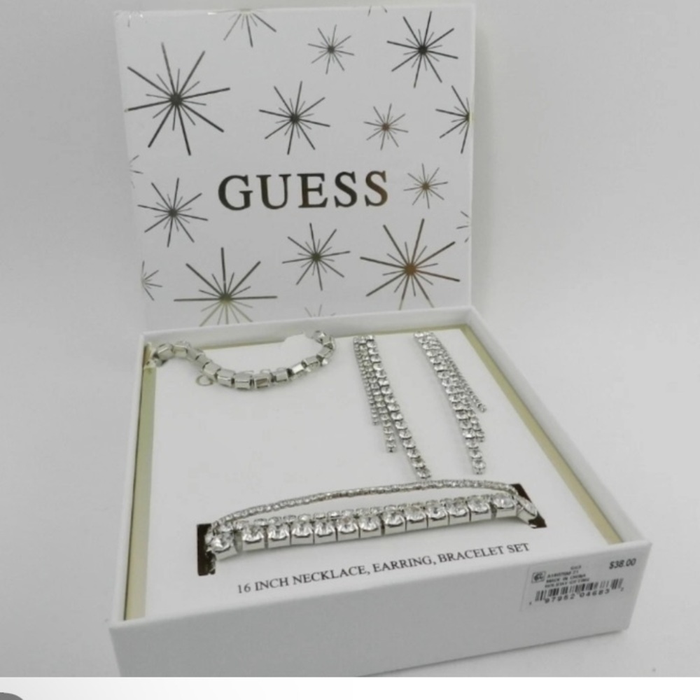 Guess Silver Rhinestone Jewelry Set - Necklace, Earrings & Bracelet NIB MSRP $38 - Picture 6 of 7